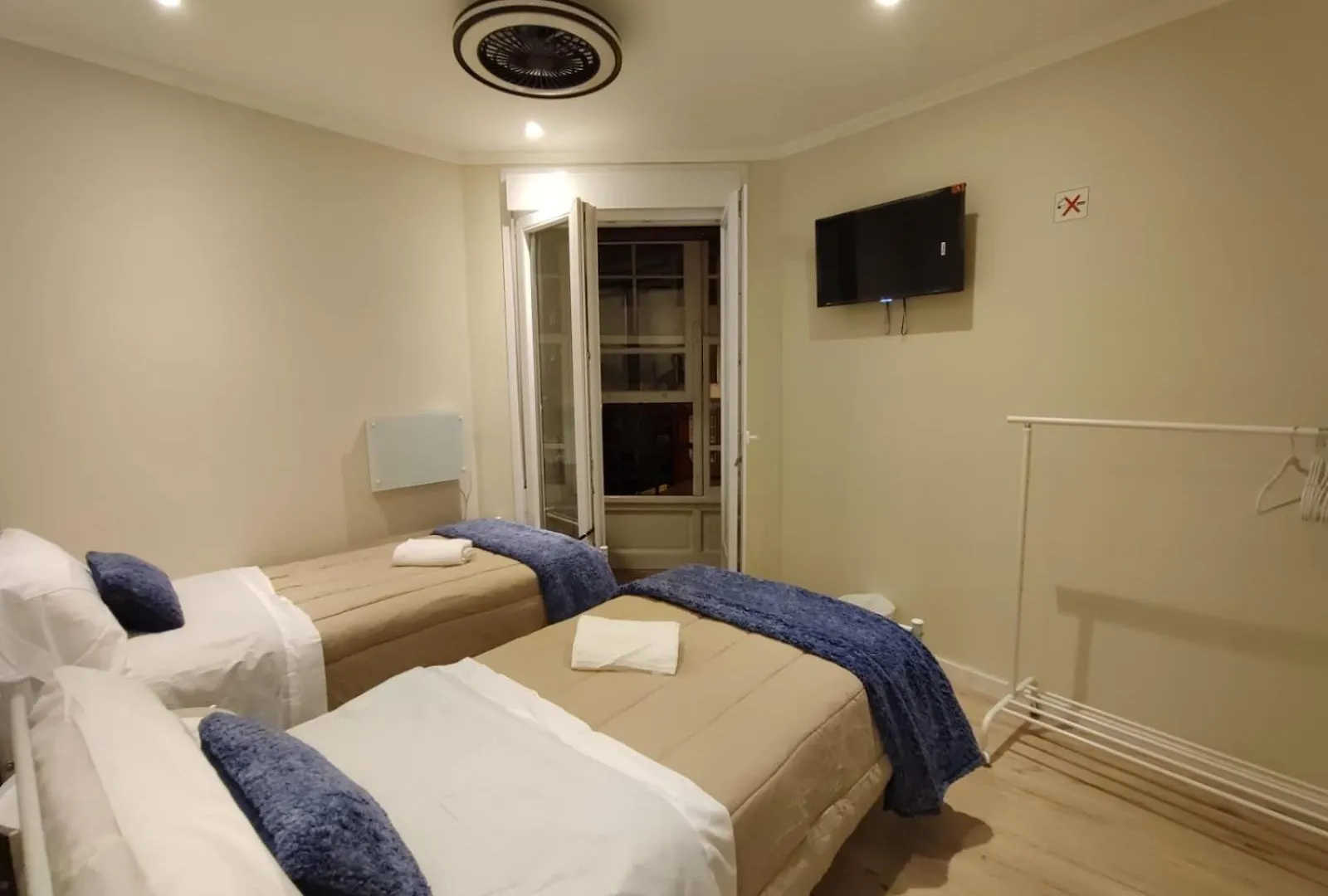Homestay Central Room Bilbao