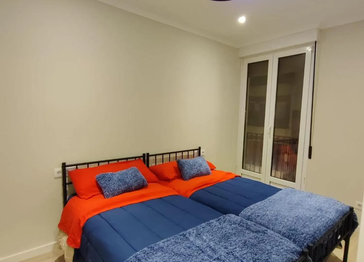 Homestay Central Room Bilbao Spain